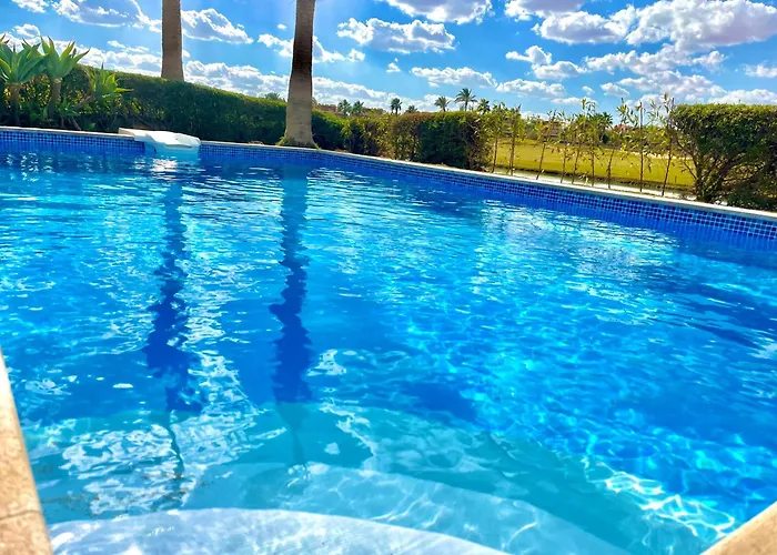 6 Brs W/ Private Pool - Sandy - Wifi *